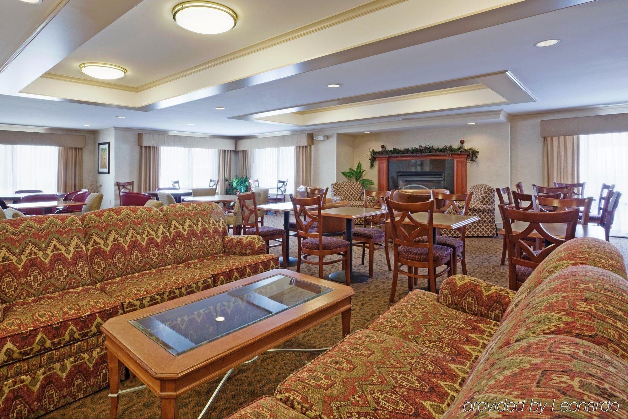 Holiday Inn Express Hotel & Suites Auburn, An Ihg Hotel Intérieur photo