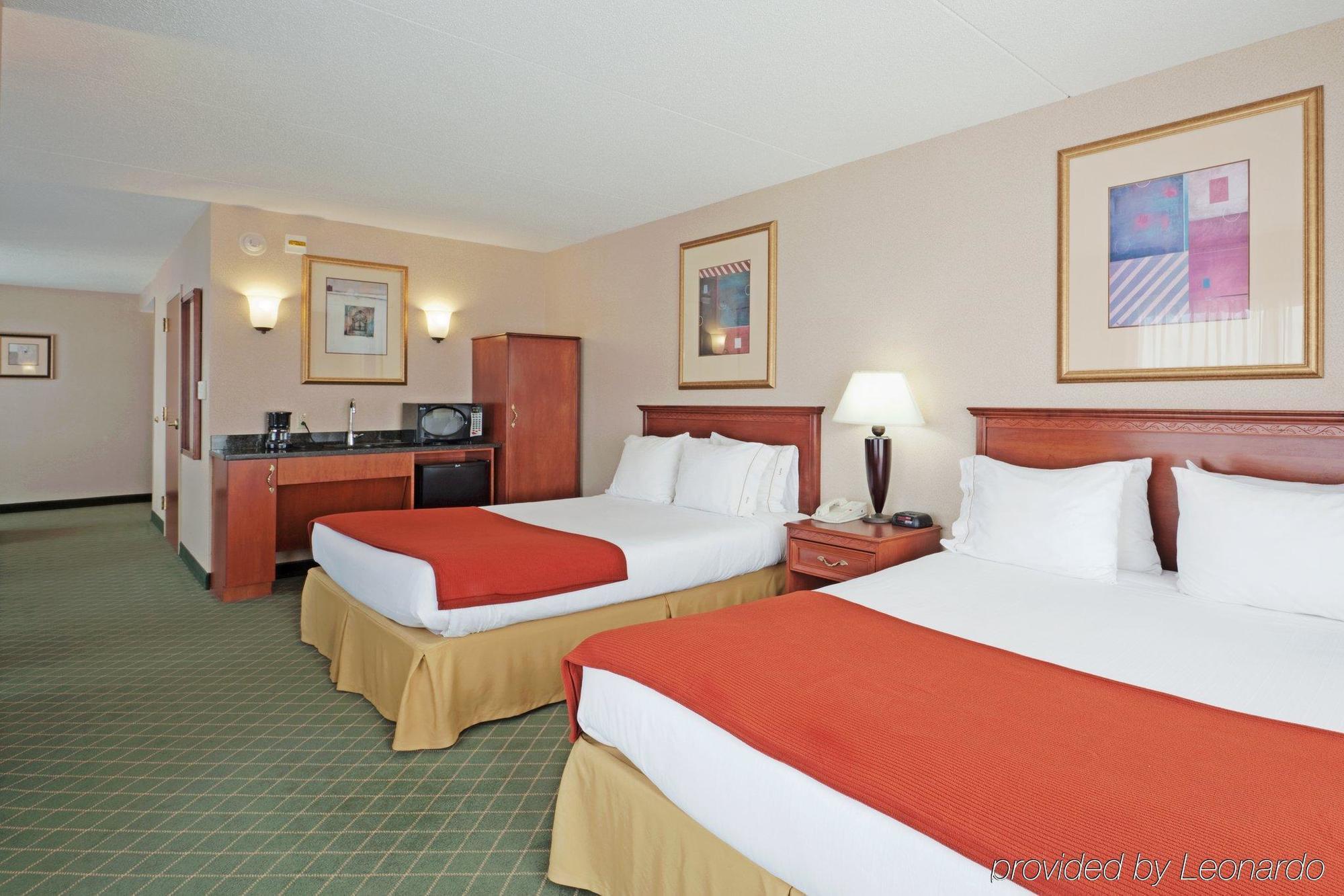 Holiday Inn Express Hotel & Suites Auburn, An Ihg Hotel Chambre photo